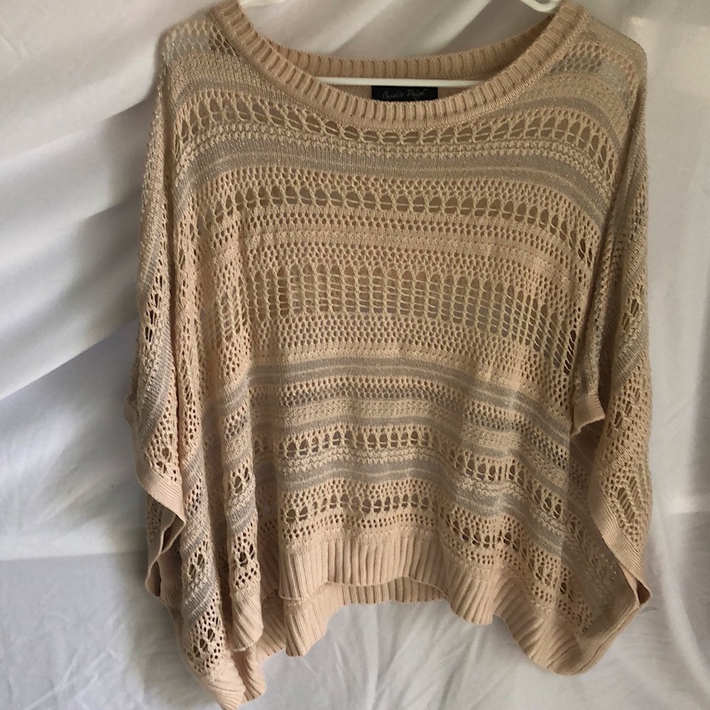 One size short sleeve pink and silver knit sweater/poncho
